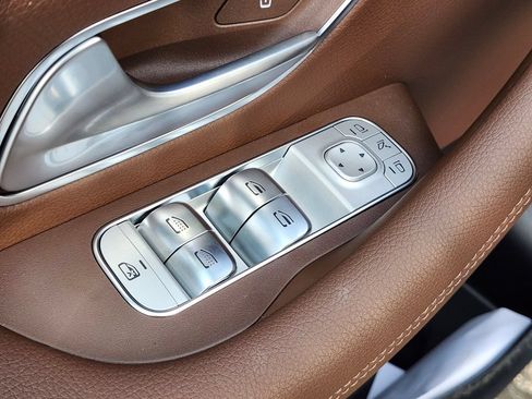 New 2026 Mercedes-Benz GLS 450 4MATIC image 19