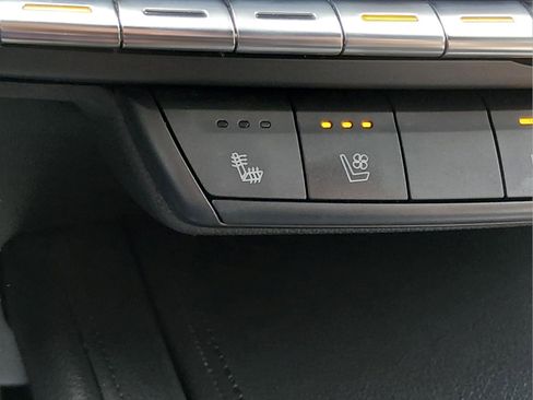 Used 2019 Cadillac XT4 Sport AWD/4WD image 19