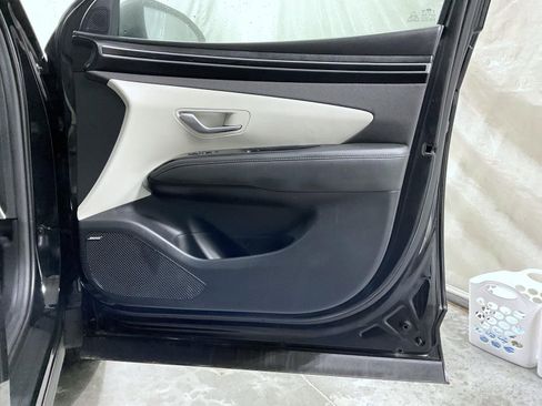 Certified 2023 Hyundai Tucson Limited w/ Winter Package image 17