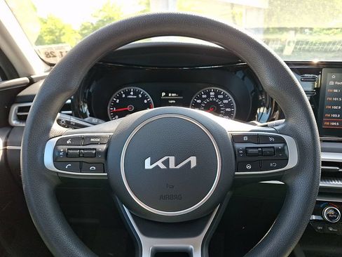 Used 2024 Kia K5 LXS FWD image 19
