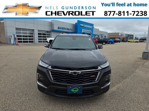 Used 2023 Chevrolet Traverse RS w/ LPO, Floor Liner Package AWD/4WD image 2