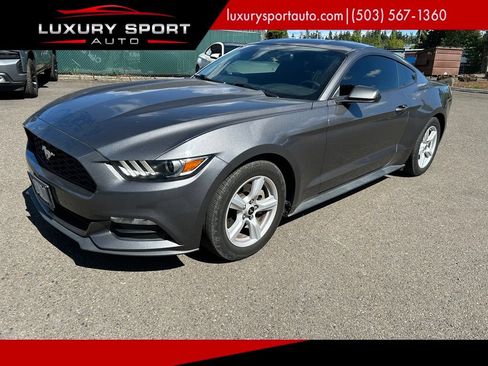 Used 2016 Ford Mustang Coupe RWD image 1