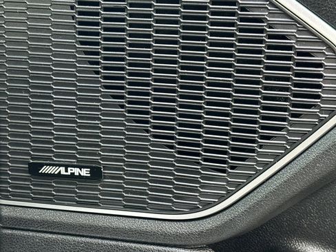 Used 2023 Jeep Grand Cherokee Trailhawk image 23