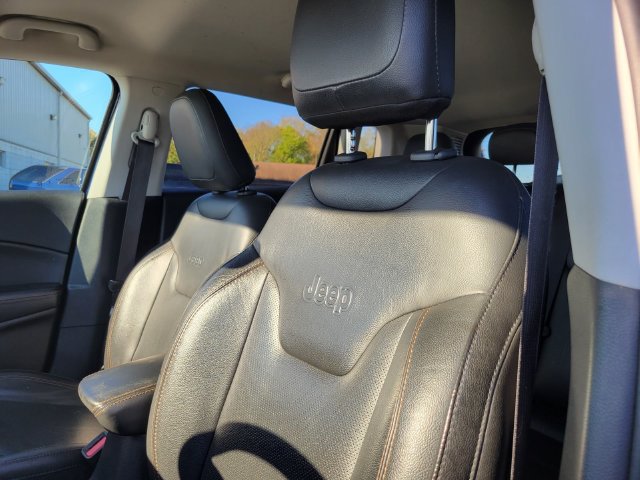 Used 2019 Jeep Compass Limited AWD/4WD image 11