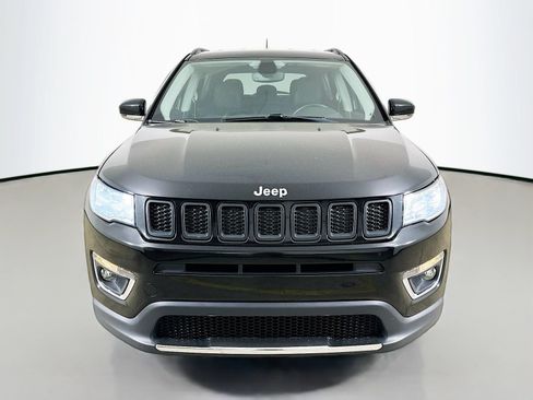 Used 2019 Jeep Compass Limited w/ Safety & Security Group AWD/4WD image 2
