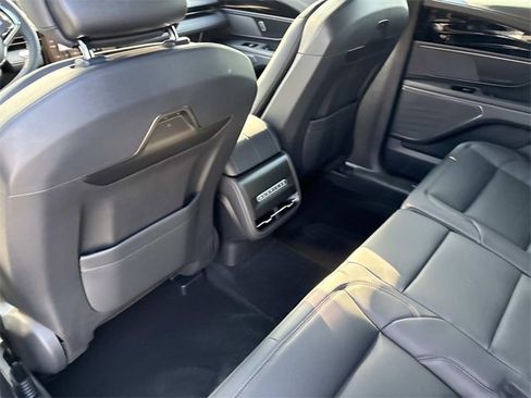 New 2025 Lincoln Nautilus Premier w/ Jet Appearance Package image 17
