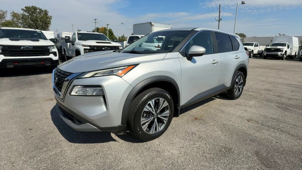 Used 2023 Nissan Rogue SV AWD/4WD image 4
