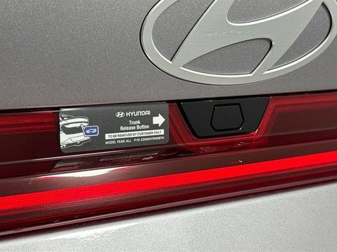 New 2026 Hyundai Elantra Sport FWD image 39