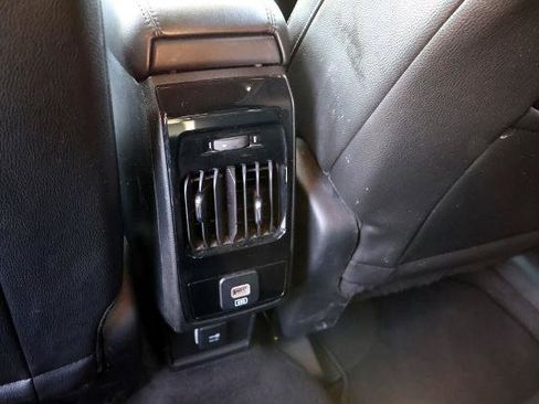 Used 2025 Jeep Compass Limited AWD/4WD image 15