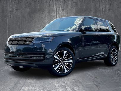 New 2025 Land Rover Range Rover SE