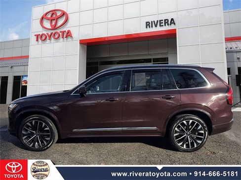 Used 2025 Volvo XC90 T8 Ultra image 8