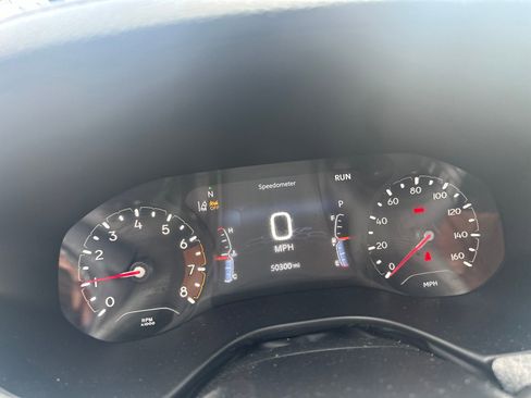 Used 2022 Jeep Compass Latitude w/ Convenience Group AWD/4WD image 5