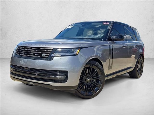 Used 2025 Land Rover Range Rover SE AWD/4WD image 1
