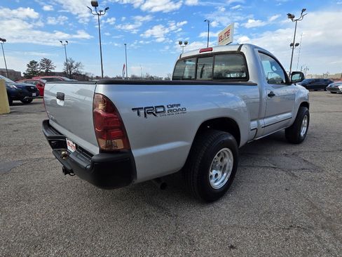 Used 2013 Toyota Tacoma 2WD Regular Cab image 5