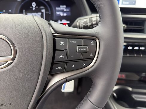 New 2026 Lexus UX 300h AWD image 10