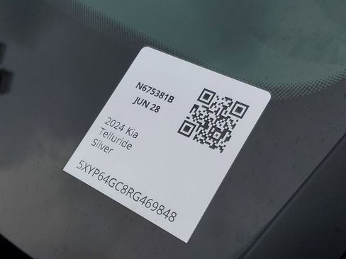 Used 2024 Kia Telluride S w/ S Sunroof Package image 25