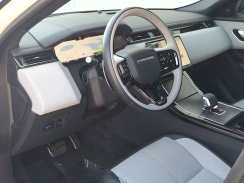 Used 2026 Land Rover Range Rover Velar Dynamic SE image 10