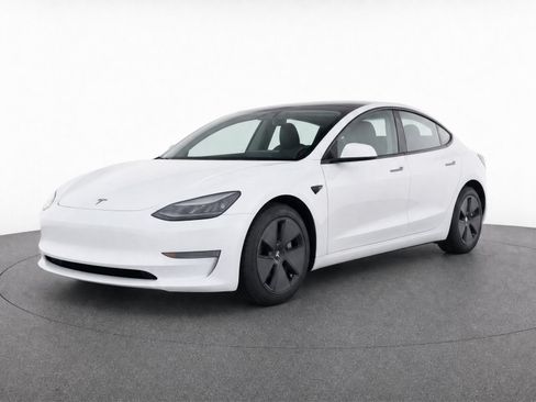 Used 2023 Tesla Model 3 Standard Range RWD image 7