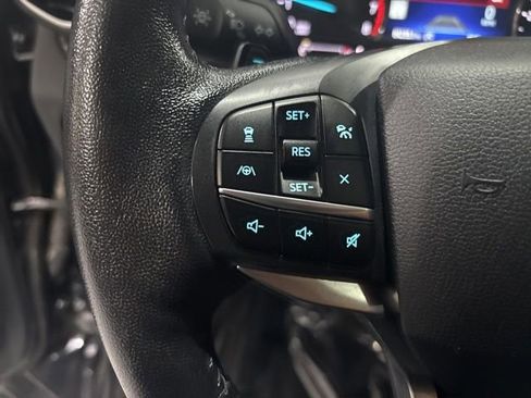 Used 2020 Ford Explorer Limited image 14