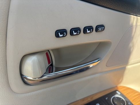 Used 2015 Lexus RX 450h AWD image 14