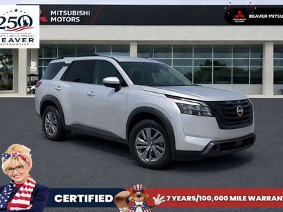 Used 2024 Nissan Pathfinder SV