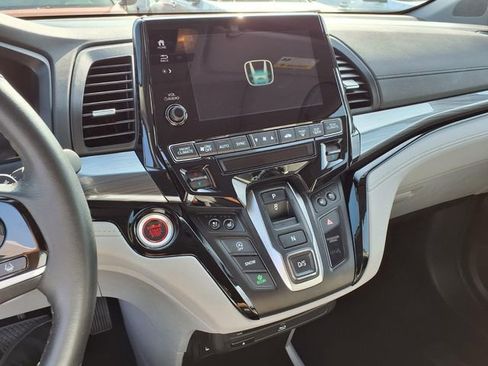 Certified 2024 Honda Odyssey Elite image 10