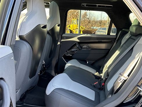 New 2025 Land Rover Range Rover Sport SV Edition Two image 21