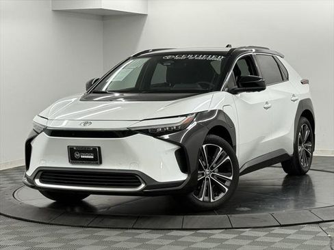 Certified 2023 Toyota bZ4X Limited image 2
