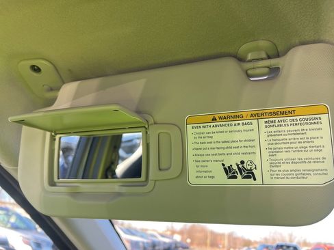 Used 2025 Nissan Kicks S image 23