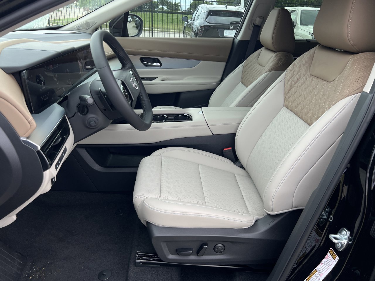 New 2026 Nissan Murano Platinum w/ Cargo Package AWD/4WD image 14