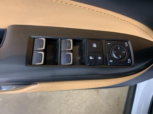 Used 2023 Lexus NX 250 FWD w/ Premium Package image 18