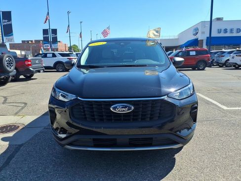 Certified 2023 Ford Escape Active w/ Tech Pack #1 AWD/4WD image 3