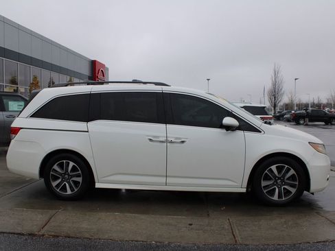 Used 2015 Honda Odyssey Touring image 6