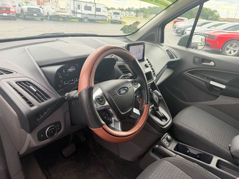 Used 2020 Ford Transit Connect XLT FWD image 18