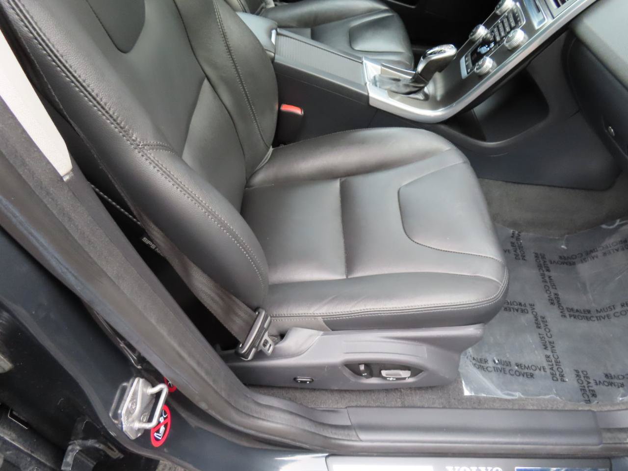 Used 2015 Volvo XC60 T5 Premier FWD image 21