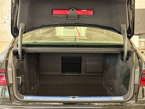 Used 2025 Audi A8 L 3.0T w/ Executive Package image 22