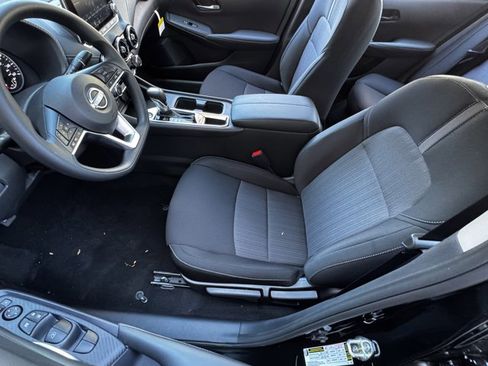 New 2025 Nissan Sentra SV image 17