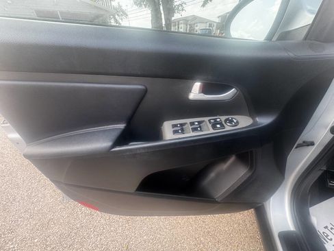 Used 2012 Kia Sportage LX w/ Convenience Pkg image 13