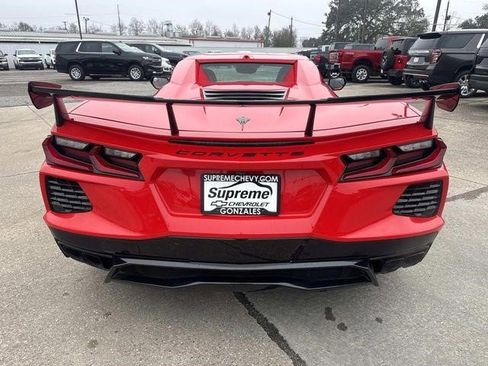Certified 2025 Chevrolet Corvette Stingray w/ Z51 Performance Package image 5