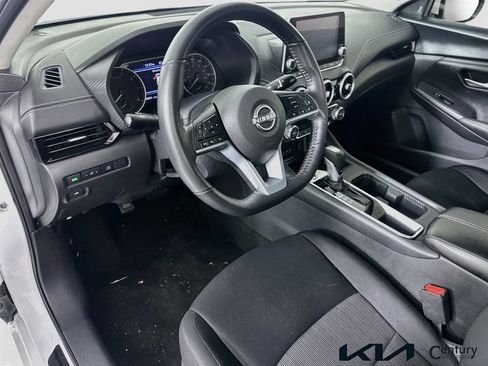 Used 2024 Nissan Sentra SV w/ All-Weather Package FWD image 9