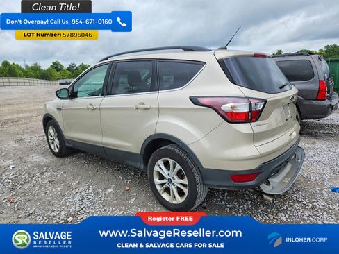 Used 2018 Ford Escape SE FWD image 3