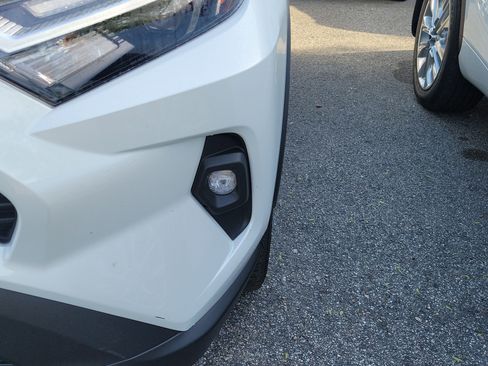 Used 2025 Toyota RAV4 XLE Premium image 4