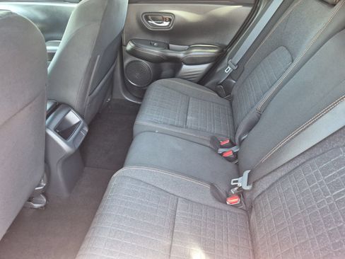 Used 2025 Honda HR-V Sport image 15
