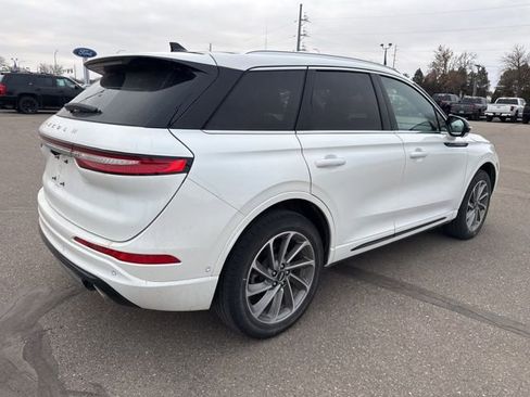 Used 2023 Lincoln Corsair Grand Touring w/ Equipment Group 302A image 10