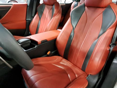 Used 2019 Lexus ES 350 F Sport w/ Accessory Package FWD image 15