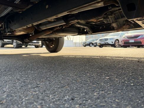 Used 2011 Toyota Tacoma 4x4 Access Cab w/ SR5 Pkg #2 image 22