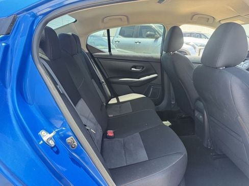 Used 2023 Nissan Sentra SR w/ Electronics Package FWD image 30