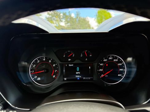 Used 2018 Chevrolet Camaro LT image 21