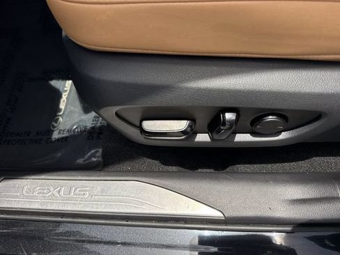 Used 2023 Lexus NX 250 FWD w/ Towing Package (2000 Lbs) image 12