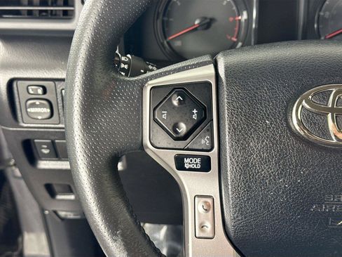 Used 2021 Toyota 4Runner SR5 AWD/4WD image 16